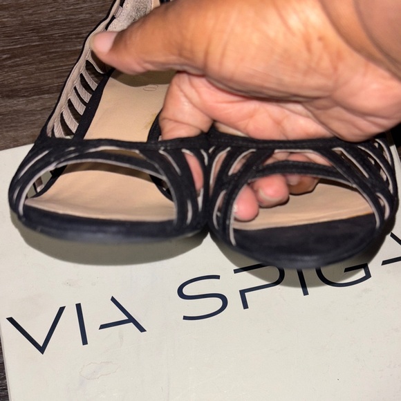 Franco Sarto Black and Tan Strappy Sandals - Picture 11 of 15